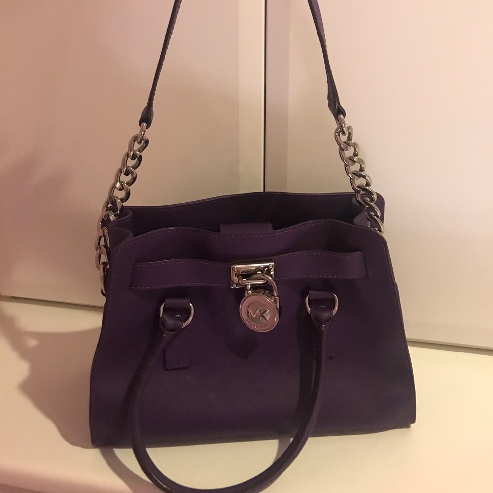 Perfect Designer Handbag - Picture 5 of 6